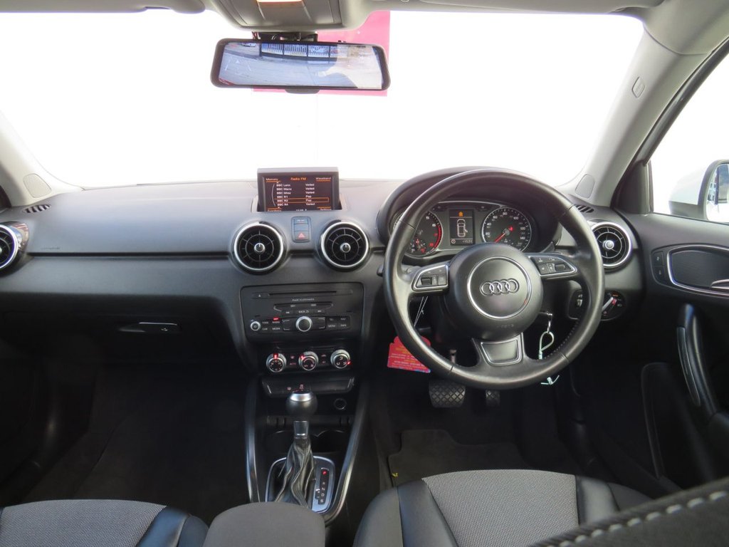 Used Audi A1 2012 for sale - 76510256: Photo 2