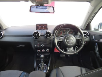 Used Audi A1 2012 for sale - 76510256: Photo