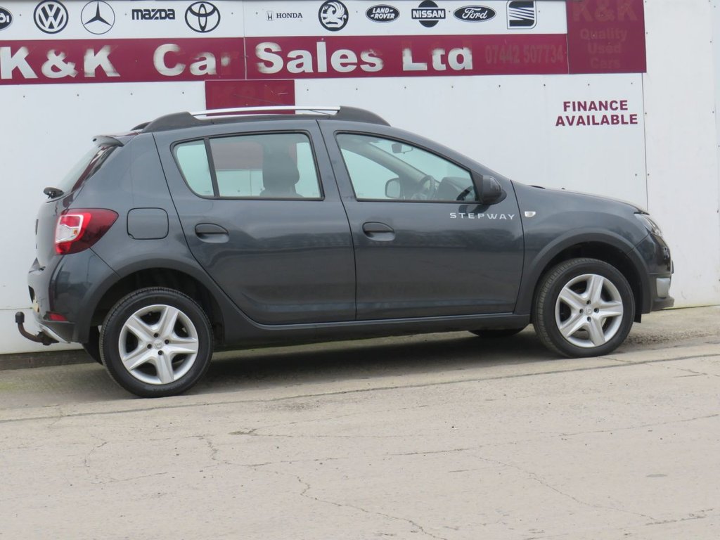 Used Dacia Sandero Stepway 2016 for sale - 77879444: Photo 29