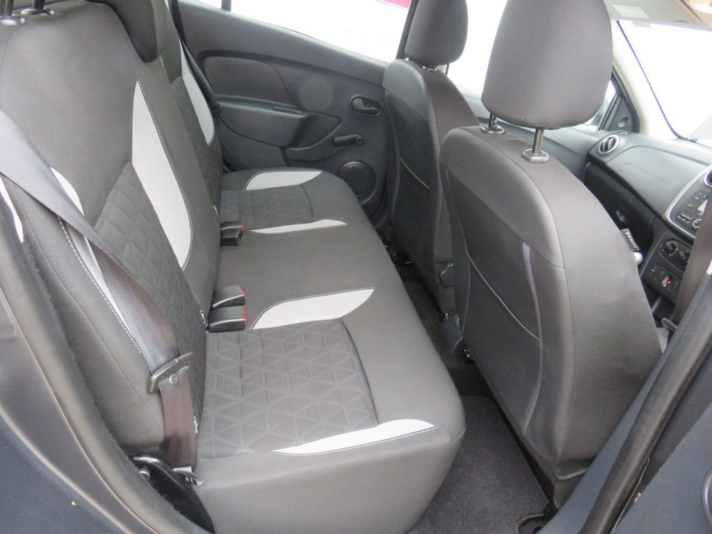 Used Dacia Sandero Stepway 2016 for sale - 77879444: Photo 8