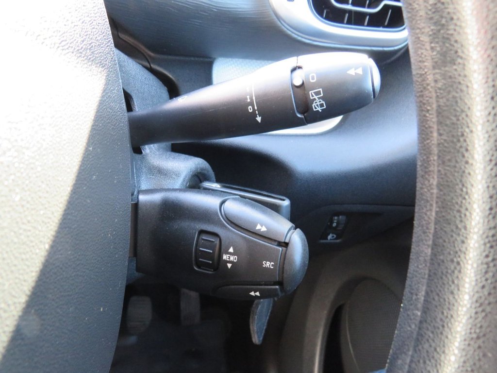 Used Citroen C3 Picasso 2011 for sale - 76665587: Photo 17