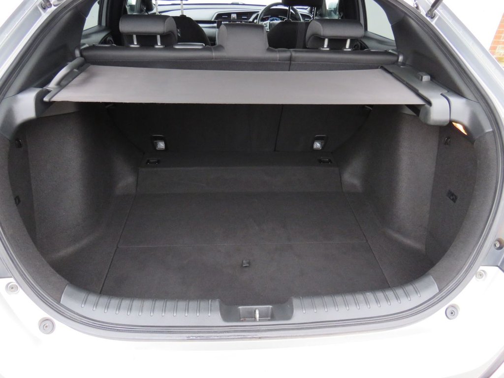 Used Honda Civic 2019 for sale - 77571985: Photo 11