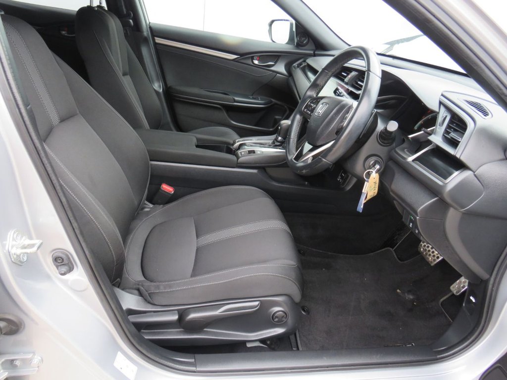 Used Honda Civic 2019 for sale - 77571985: Photo 7