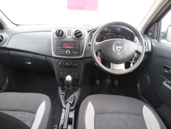 Used Dacia Sandero Stepway 2016 for sale - 78918865: Photo