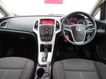 Used Vauxhall Astra 2014 for sale - 77463832: Photo