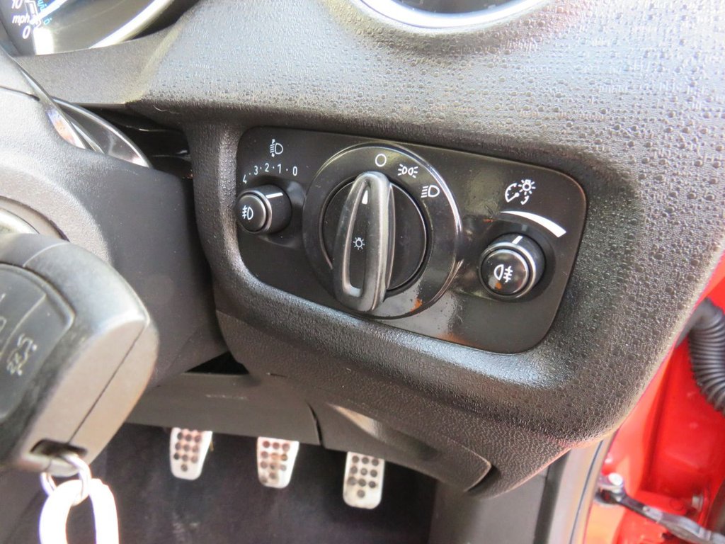 Used Ford Fiesta 2013 for sale - 76910429: Photo 21