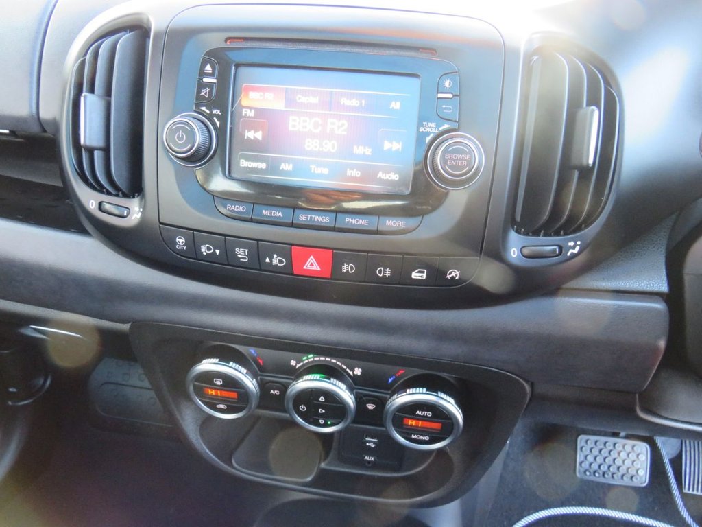 Used Fiat 500L 2013 for sale - 76698564: Photo 16