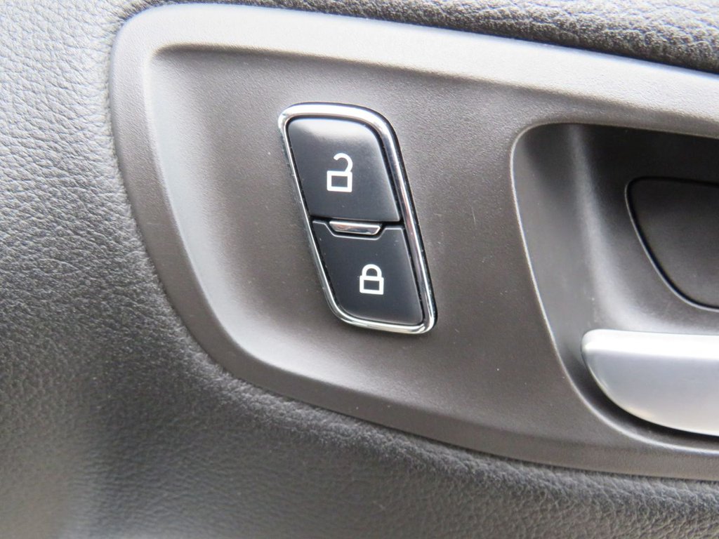 Used Ford Kuga 2014 for sale - 77643005: Photo 19