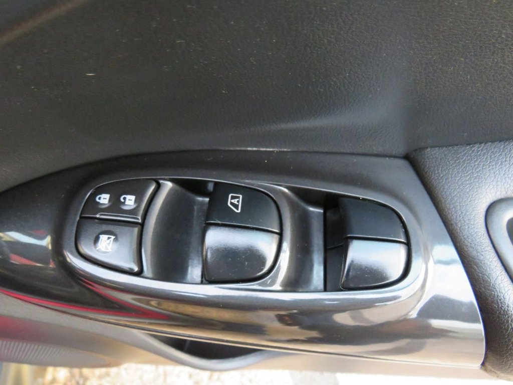 Used Nissan Juke 2015 for sale - 77250634: Photo 21