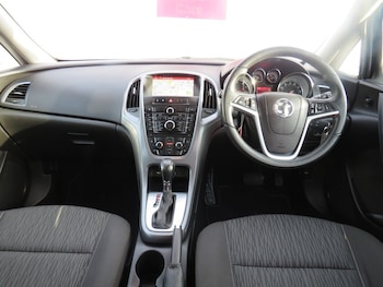 Used Vauxhall Astra 2014 for sale - 76962771: Photo