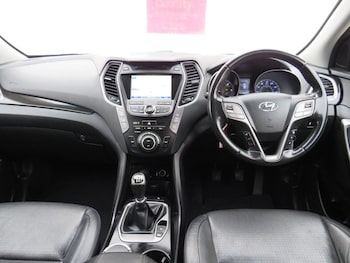 Used Hyundai Santa Fe 2013 for sale - 77056412: Photo