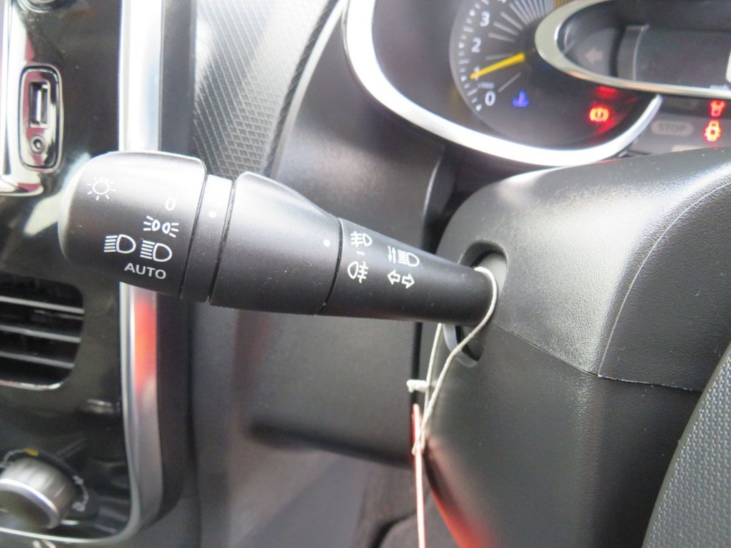 Used Renault Clio 2015 for sale - 78016886: Photo 18