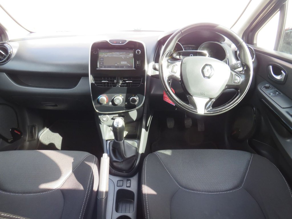 Used Renault Clio 2015 for sale - 78016886: Photo 2
