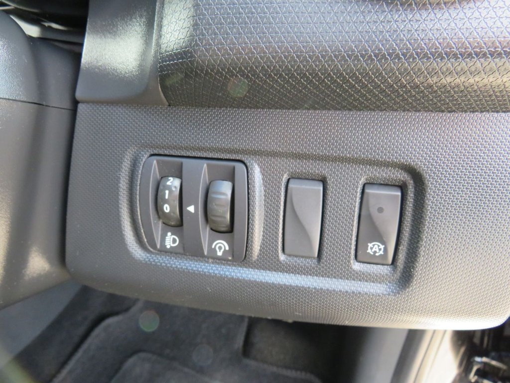 Used Renault Clio 2015 for sale - 78016886: Photo 21