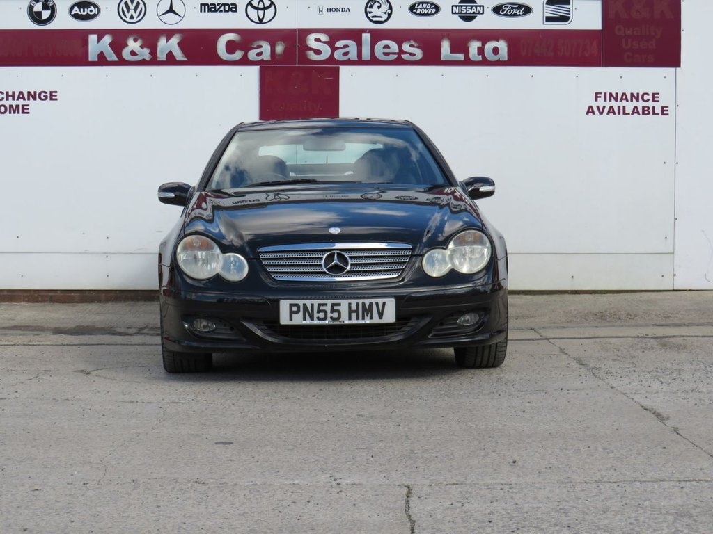 Used Mercedes-Benz C-Class 2005 for sale - 76118614: Photo 6