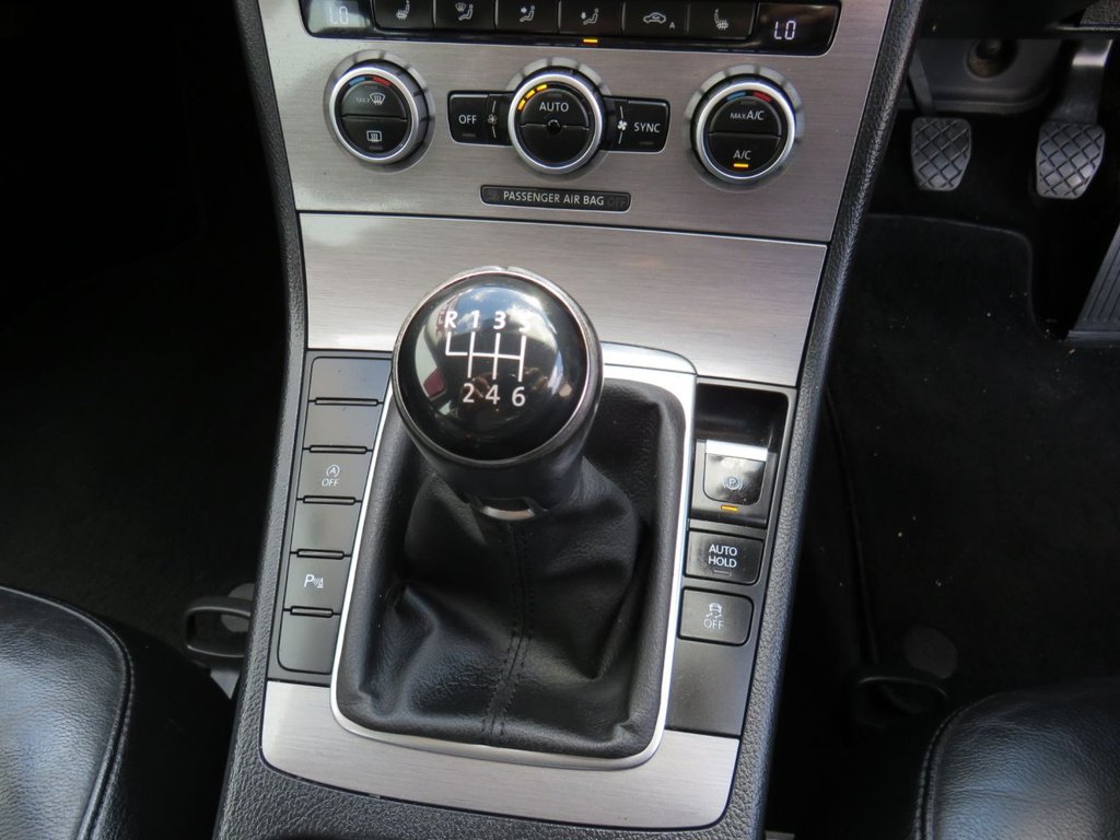 Used Volkswagen Passat 2014 for sale - 76163040: Photo 14