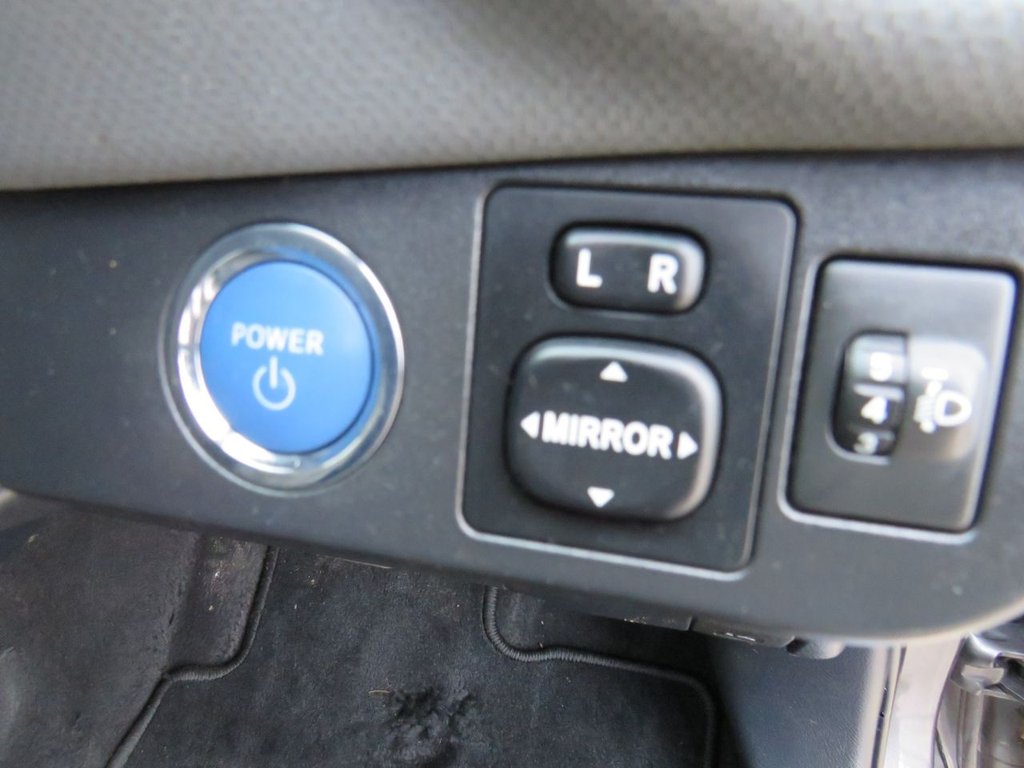 Used Toyota Yaris 2015 for sale - 77422104: Photo 21