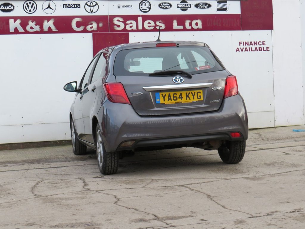 Used Toyota Yaris 2015 for sale - 77422104: Photo 33