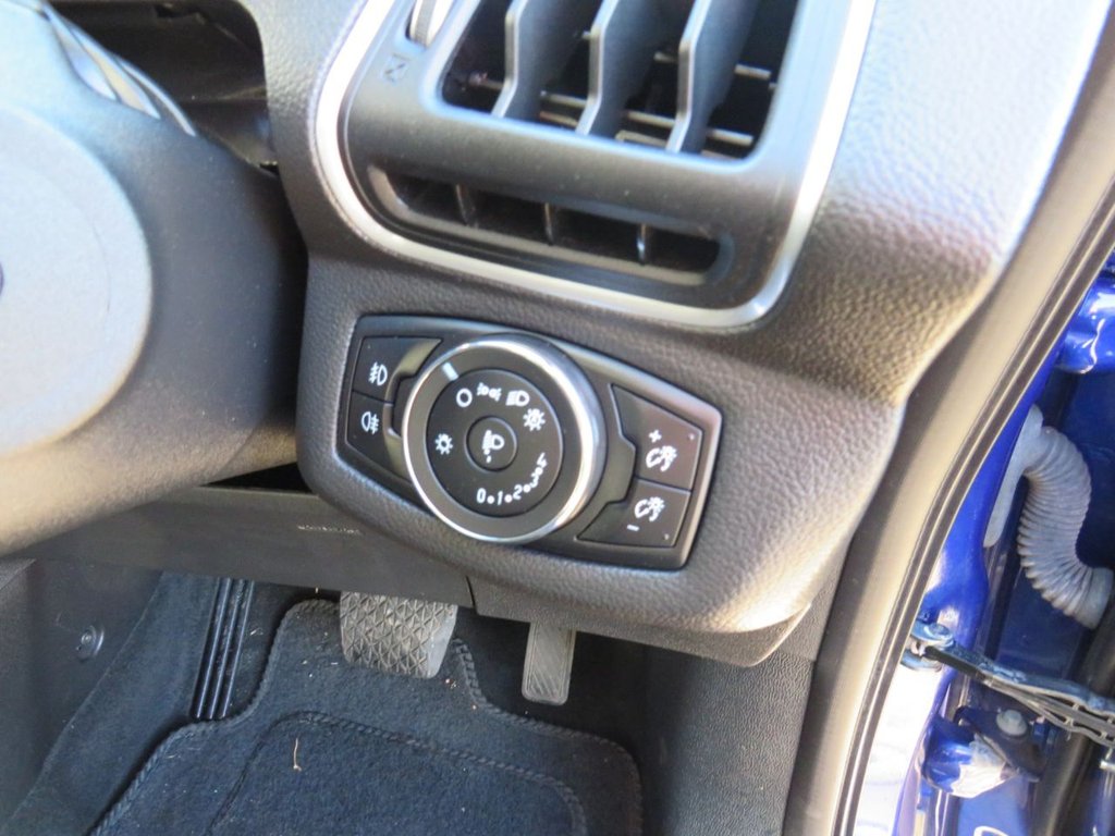 Used Ford B-MAX 2016 for sale - 76665603: Photo 19