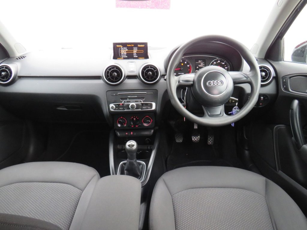 Used Audi A1 2015 for sale - 77571980: Photo 2