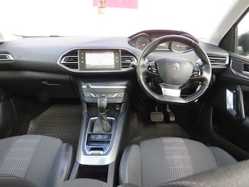 Used Peugeot 308 2018 for sale - 78737662: Photo