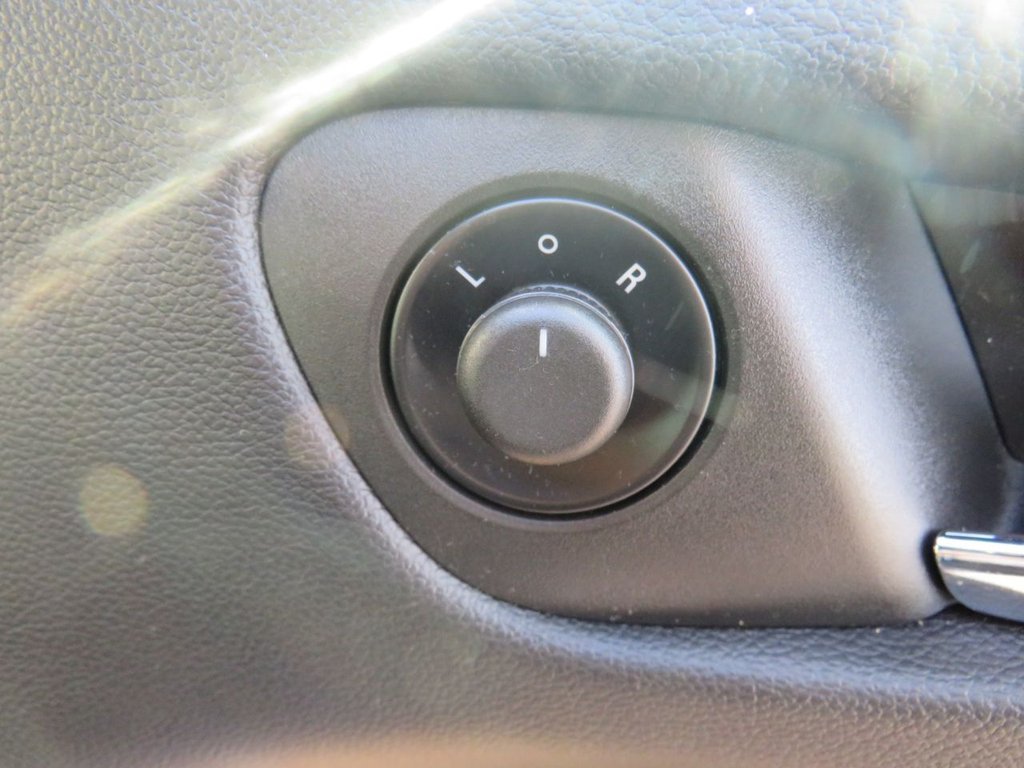 Used Vauxhall Zafira 2015 for sale - 77089356: Photo 22