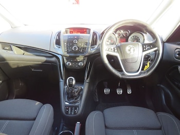 Used Vauxhall Zafira 2015 for sale - 77089356: Photo