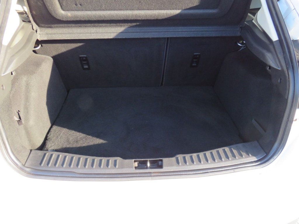 Used Ford Focus 2016 for sale - 76660636: Photo 11