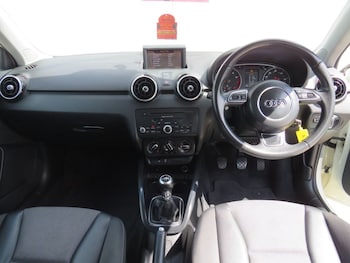 Used Audi A1 2013 for sale - 78538331: Photo