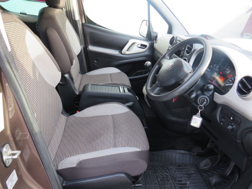 Used Peugeot Partner Tepee 2014 for sale - 76962766: Photo 7