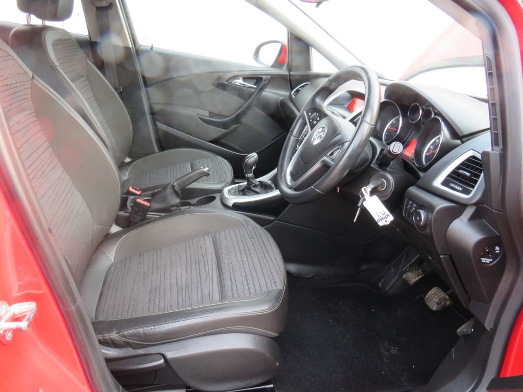 Used Vauxhall Astra 2015 for sale - 77236443: Photo 7