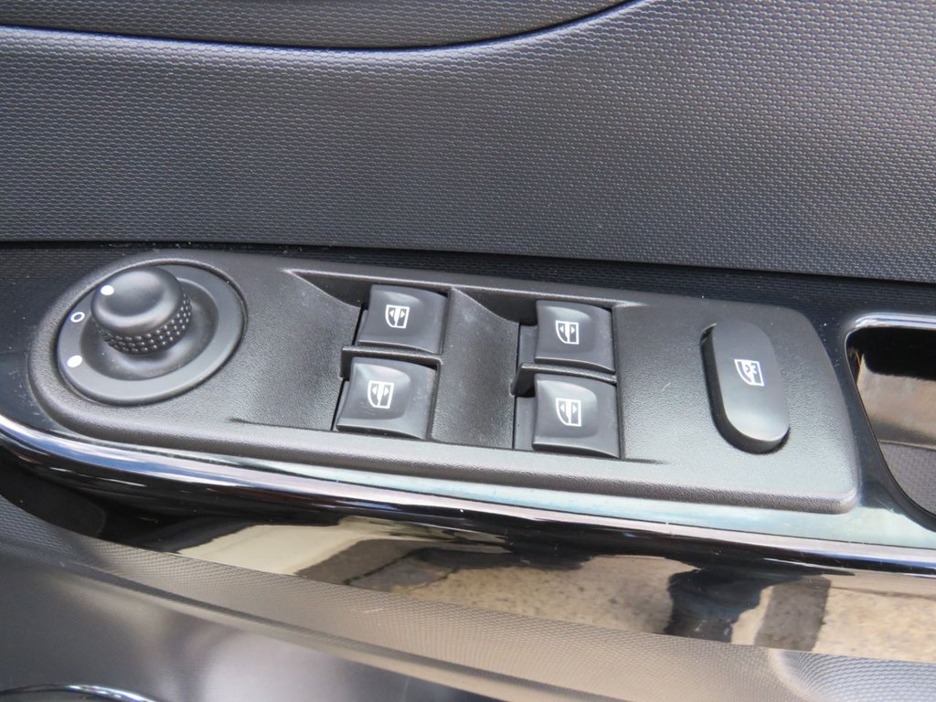 Used Renault Captur 2014 for sale - 78200917: Photo 20