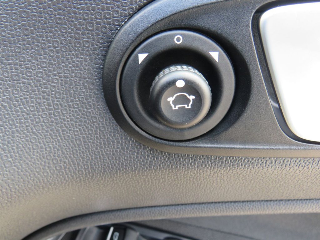 Used Ford Ecosport 2016 for sale - 76147332: Photo 21