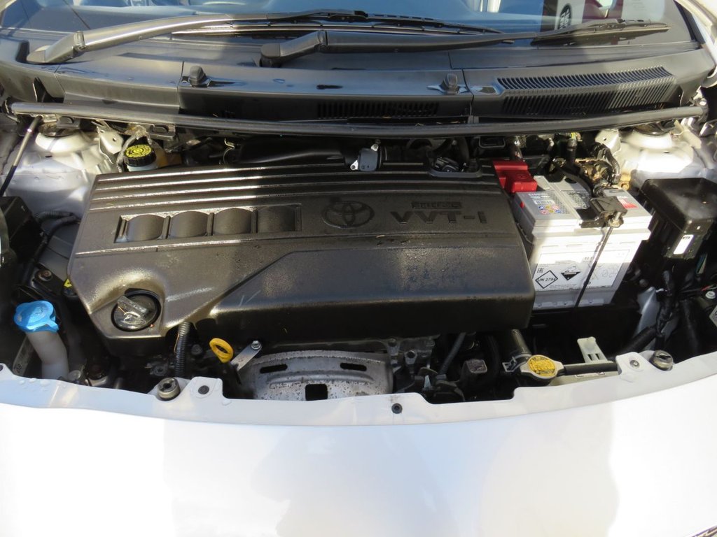 Used Toyota Yaris 2011 for sale - 76934546: Photo 13