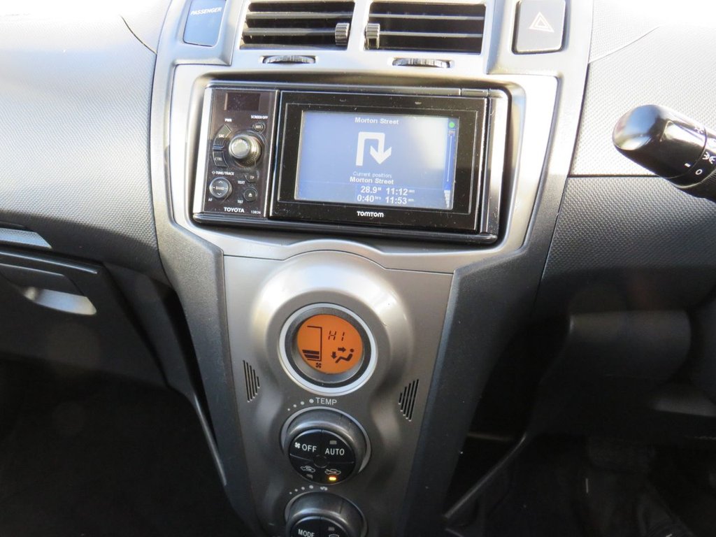 Used Toyota Yaris 2011 for sale - 76934546: Photo 15