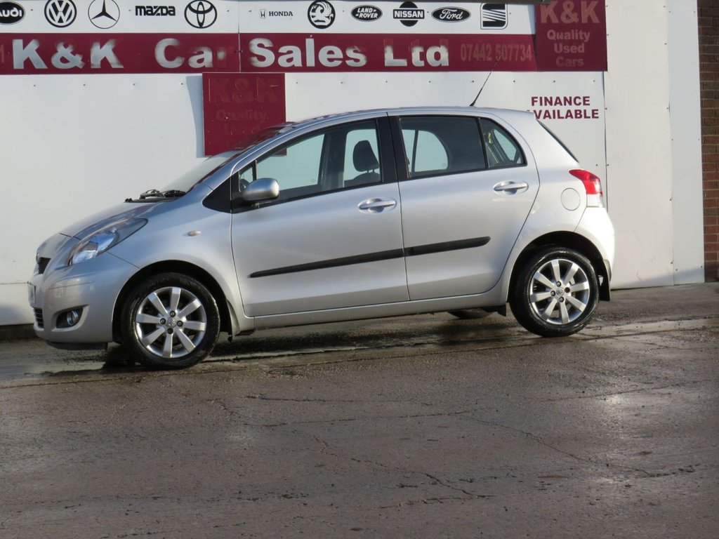 Used Toyota Yaris 2011 for sale - 76934546: Photo 31