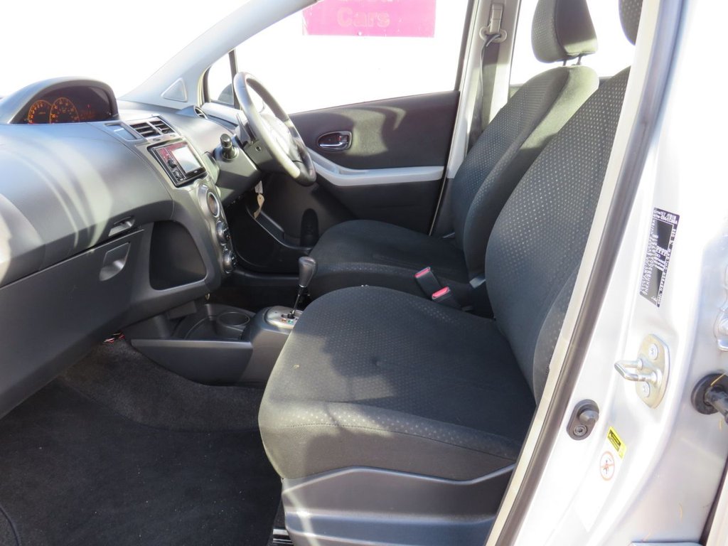 Used Toyota Yaris 2011 for sale - 76934546: Photo 9