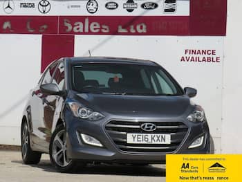 Used Hyundai i30 2016 for sale - 79667082: Photo