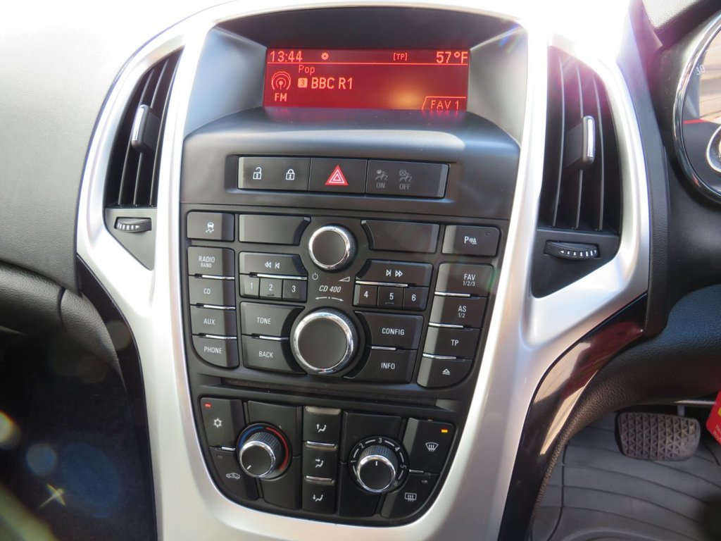 Used Vauxhall Astra 2014 for sale - 76056882: Photo 15