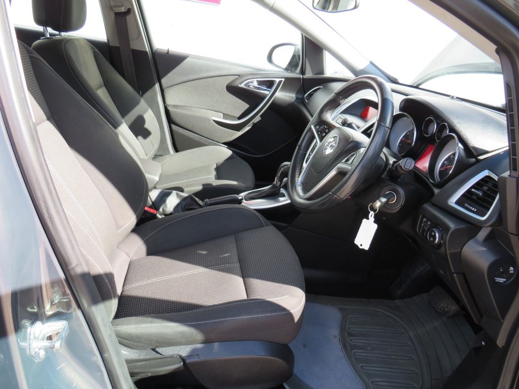 Used Vauxhall Astra 2014 for sale - 76056882: Photo 7