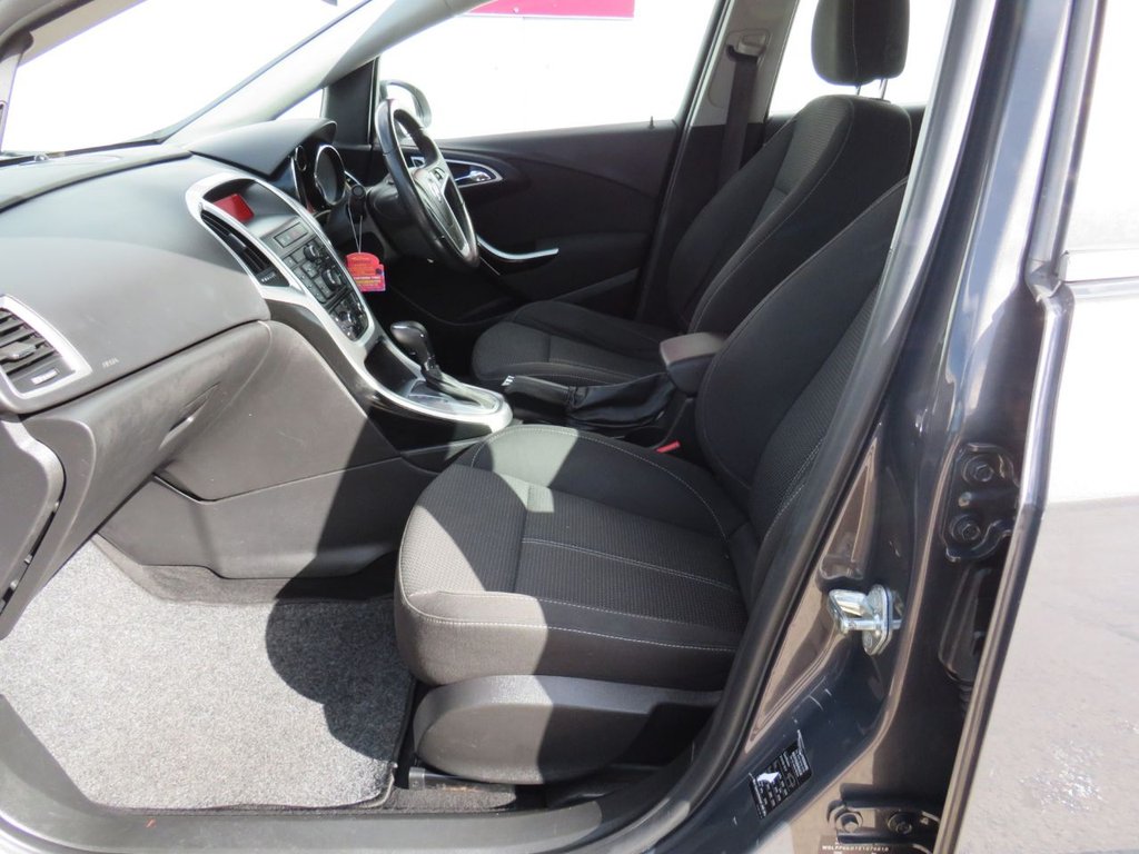 Used Vauxhall Astra 2014 for sale - 76056882: Photo 9