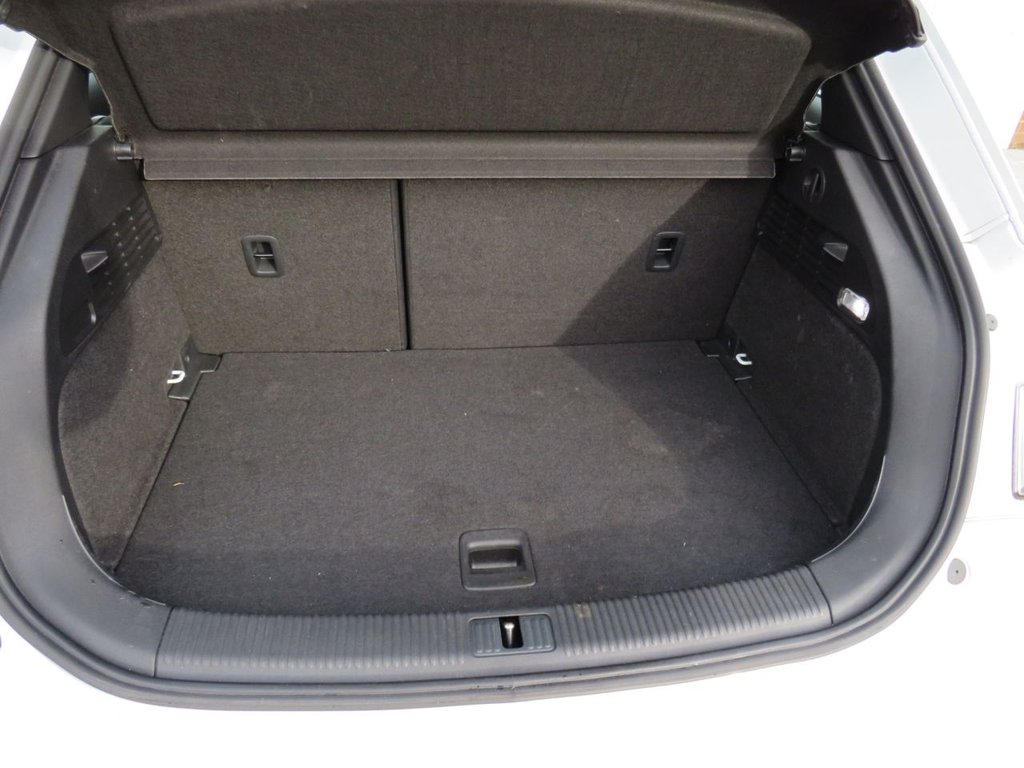 Used Audi A1 2014 for sale - 77693676: Photo 11