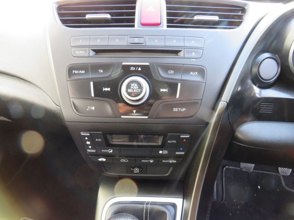 Used Honda Civic 2013 for sale - 76665527: Photo 15