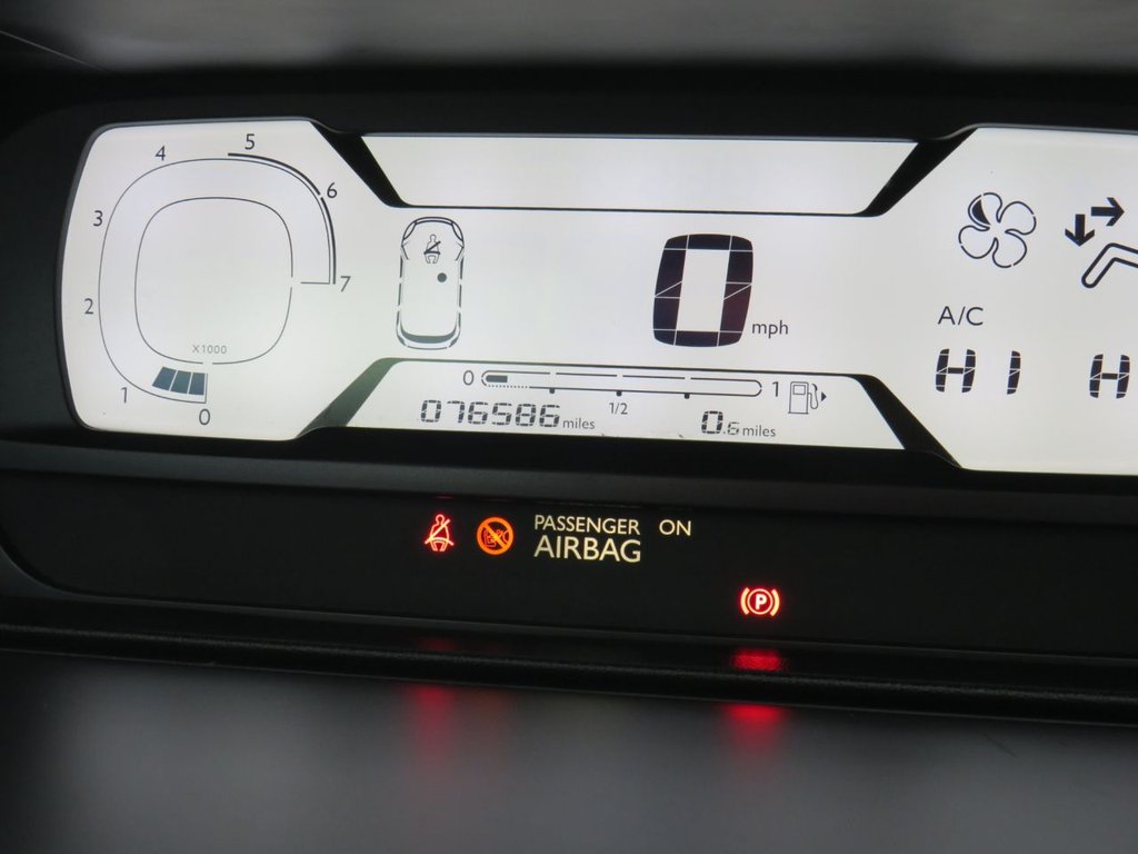 Used Citroen C4 Grand Picasso 2015 for sale - 77048786: Photo 15