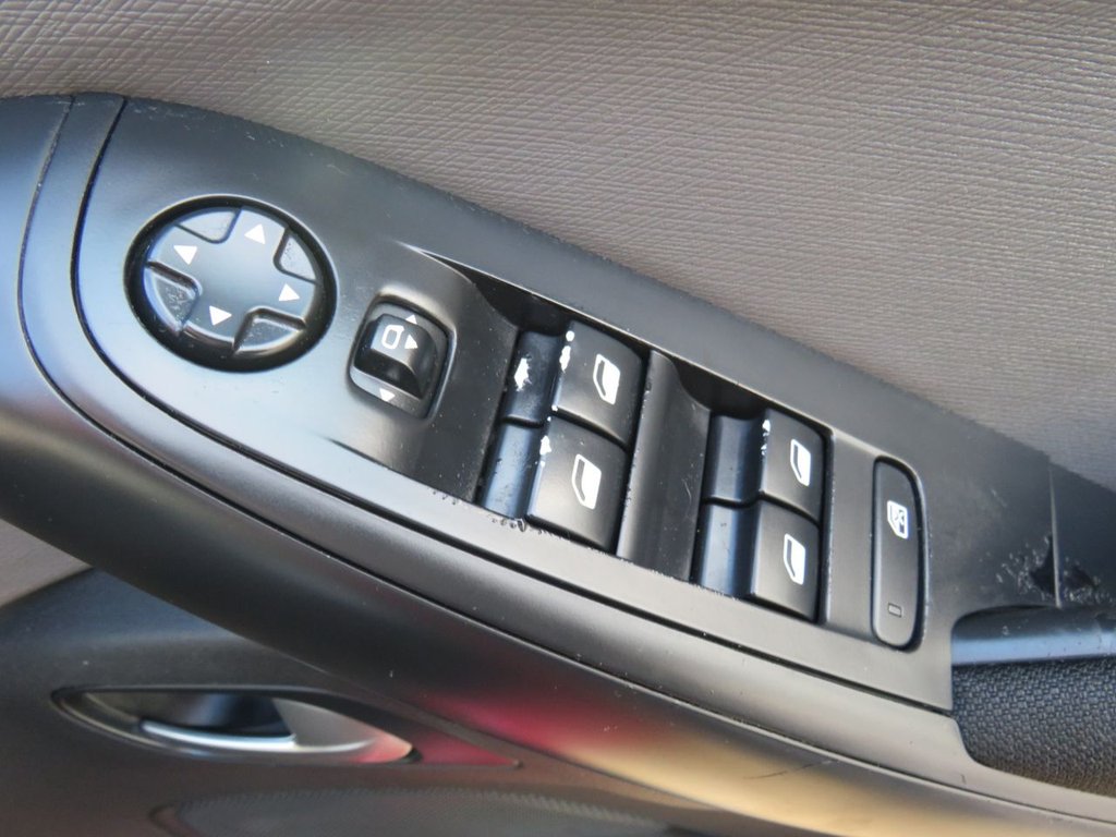 Used Citroen C4 Grand Picasso 2015 for sale - 77048786: Photo 22