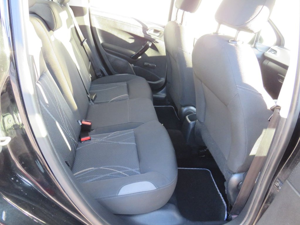 Used Peugeot 208 2013 for sale - 77399737: Photo 8