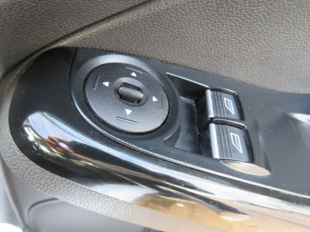 Used Ford Fiesta 2015 for sale - 77020408: Photo 20