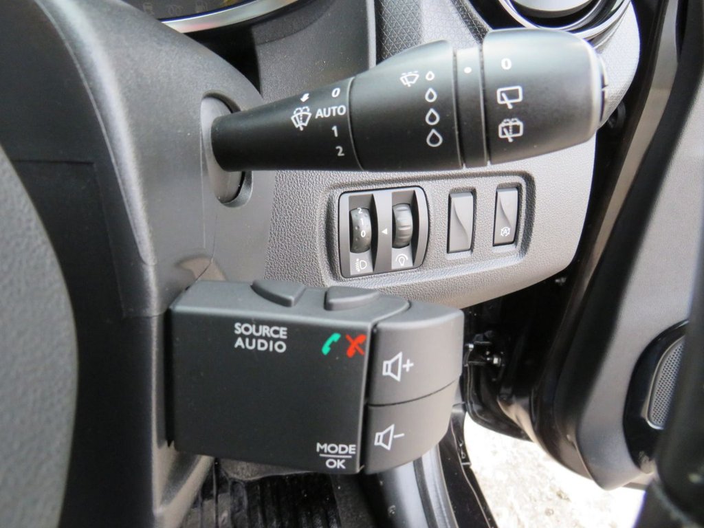 Used Renault Clio 2016 for sale - 77667100: Photo 19