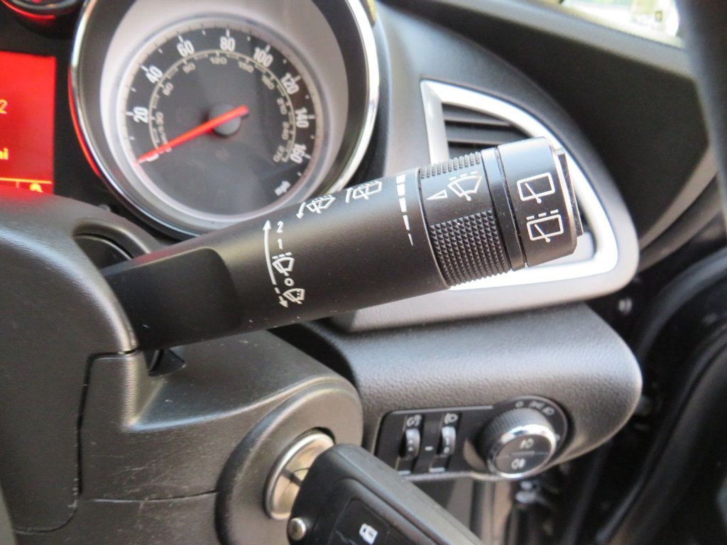 Used Vauxhall Astra 2014 for sale - 77250635: Photo 17