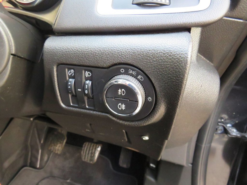 Used Vauxhall Astra 2014 for sale - 77250635: Photo 20